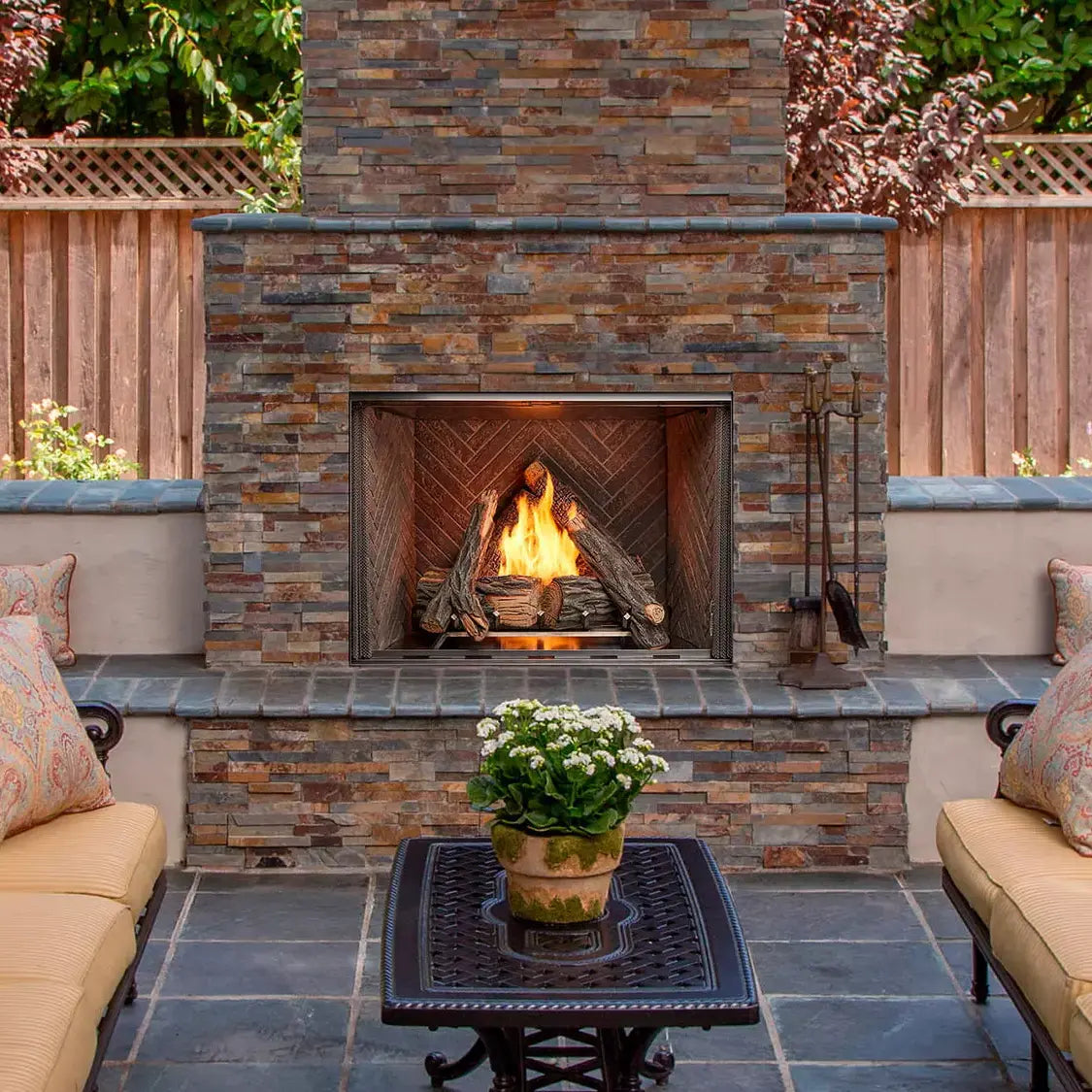 Majestic Courtyard 36" Outdoor Gas Fireplace – The Great Fire Company