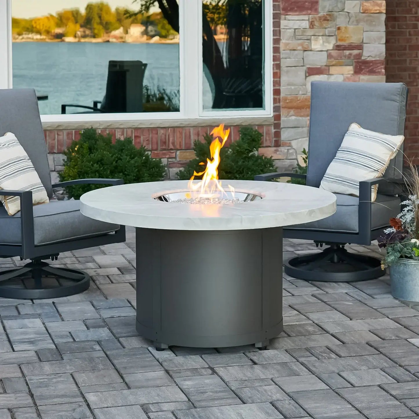 Outdoor GreatRoom Beacon Round Fire Pit Table - White Onyx