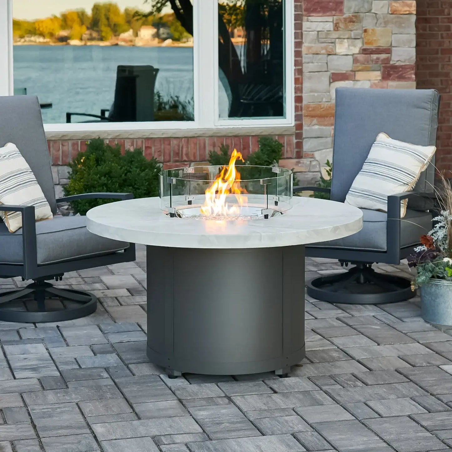 Outdoor GreatRoom Beacon Round Fire Pit Table - White Onyx