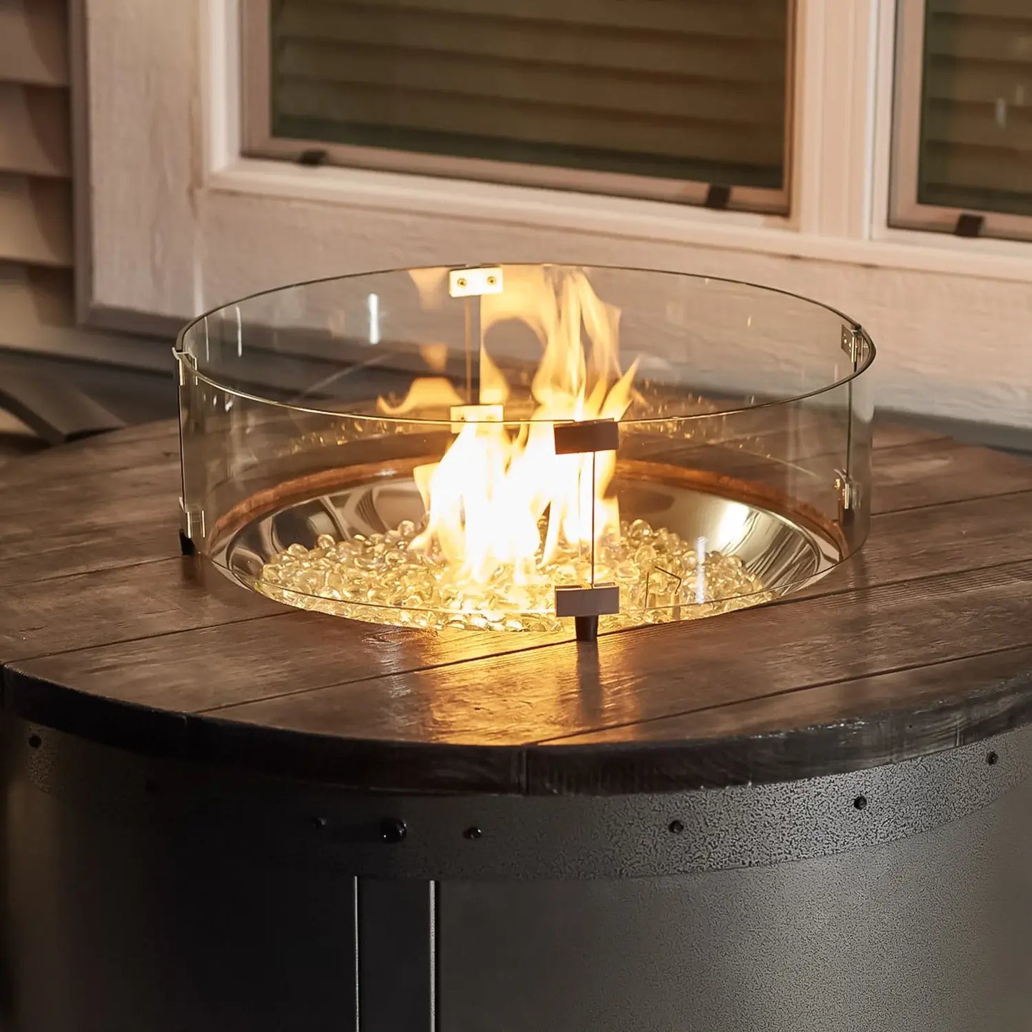 Outdoor GreatRoom Edison Round Fire Pit Table