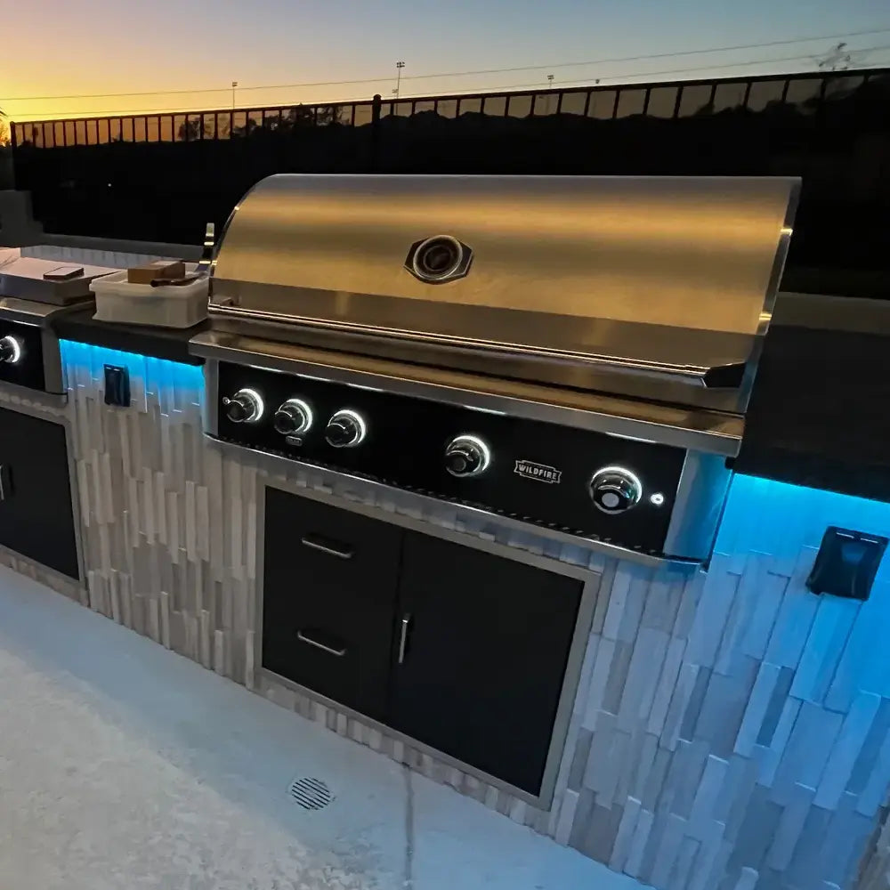 Wildfire Ranch Pro 42" Built-In Gas Grill in 304 Stainless Steel