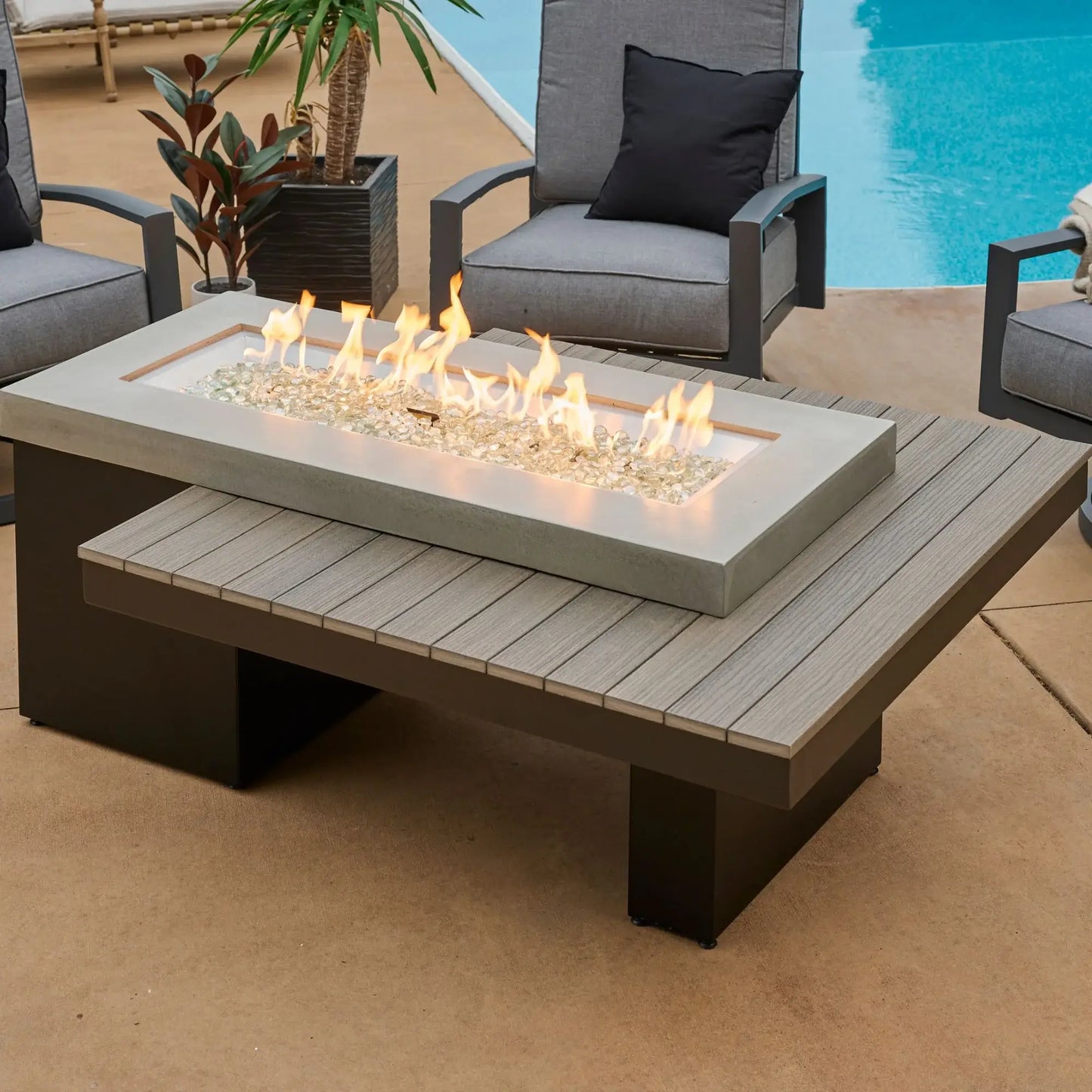 Outdoor GreatRoom Uptown Coastal Grey Fire Pit Table