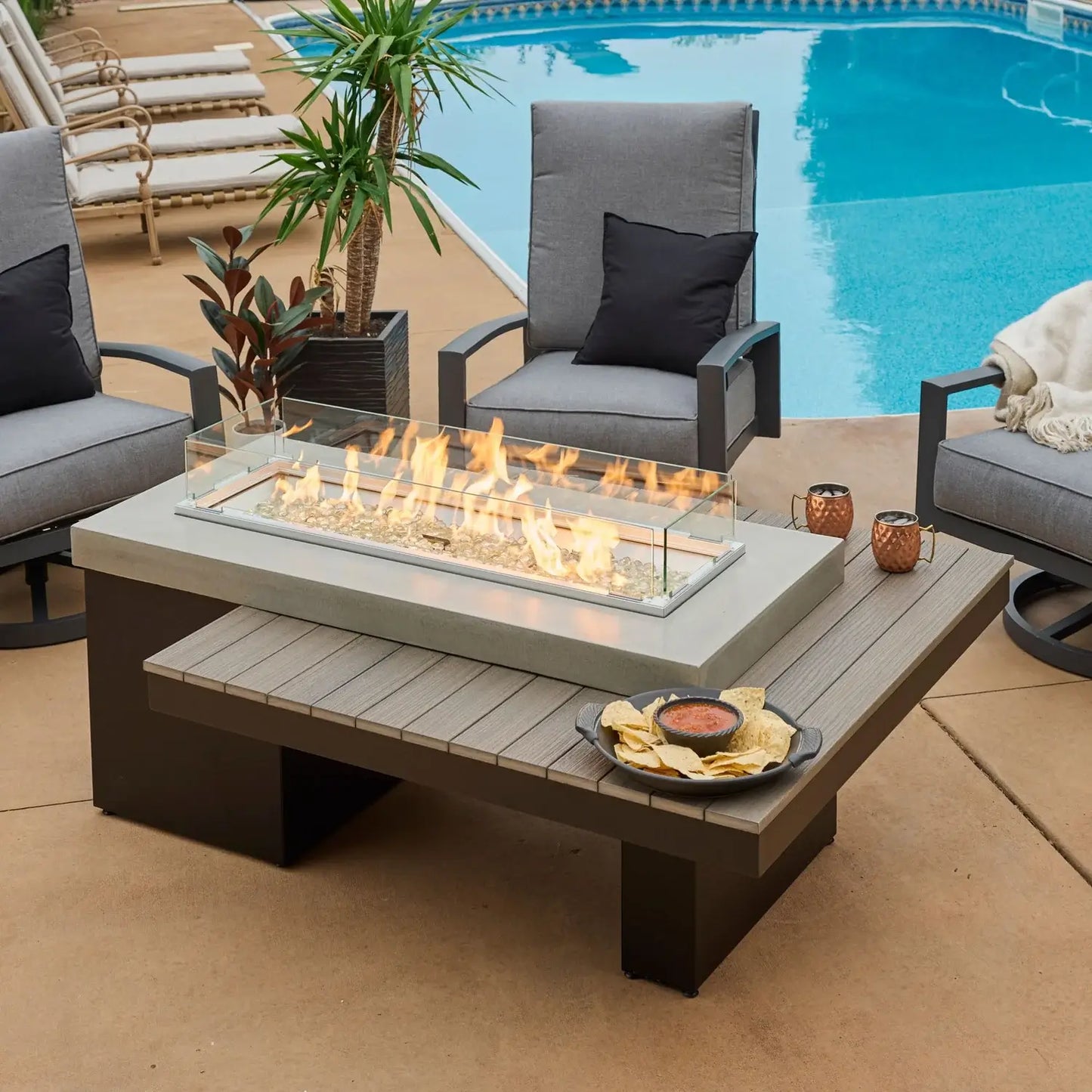 Outdoor GreatRoom Uptown Coastal Grey Fire Pit Table