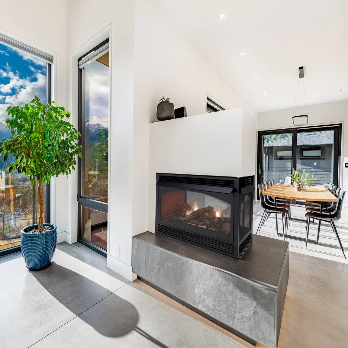 Empire Vail Premium Peninsula & See-Thru Vent-Free Fireplace